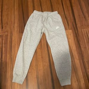 Nike sweatpant joggers